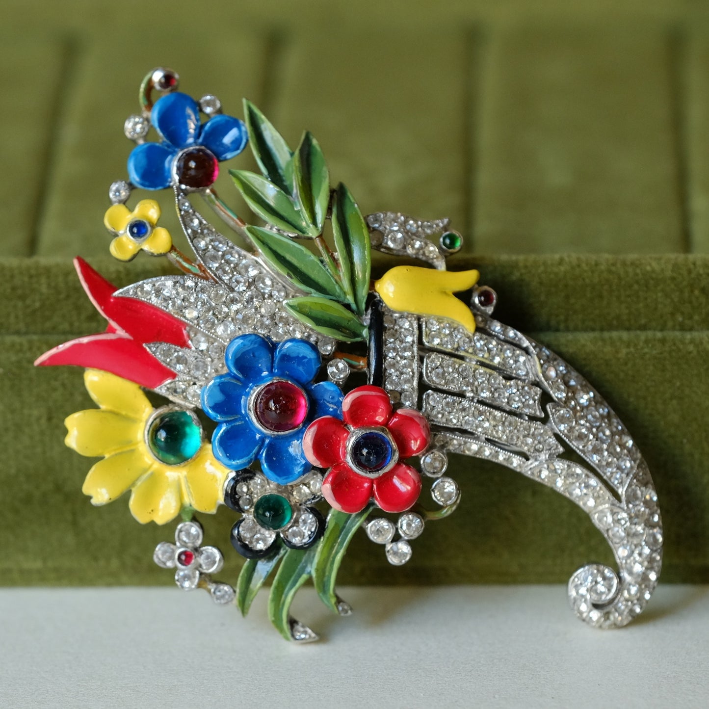 Collectible Trifari Alfred Philippe Cornucopia Enamel Fur Clip 1940s