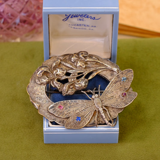 Art nouveau dragonfly on flowers brooch