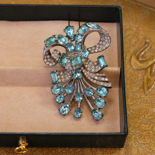 Eisenberg Originals Blue Rhinestone Fur Clip 1940s