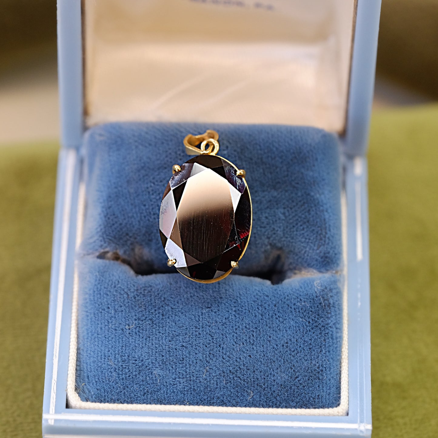 18k Garnet Pendant