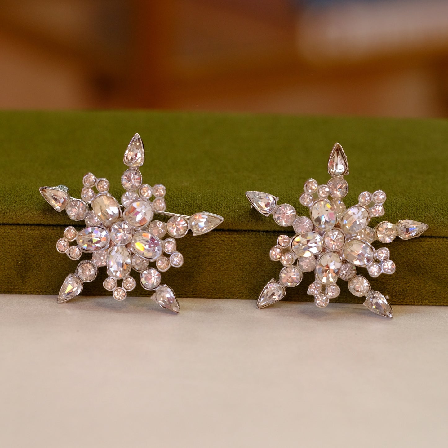 Pair of Clear Rhinestone Flower Pins