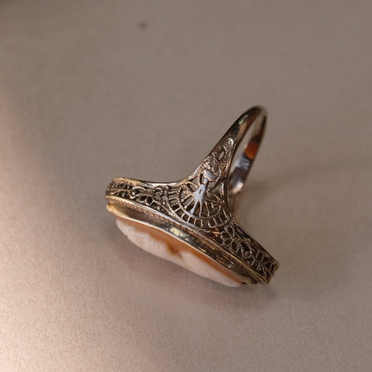 14K Gold Filigree Cameo Ring