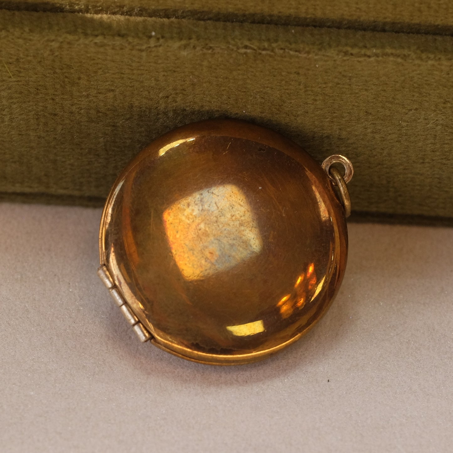 Vintage Locket with Faux Pearls