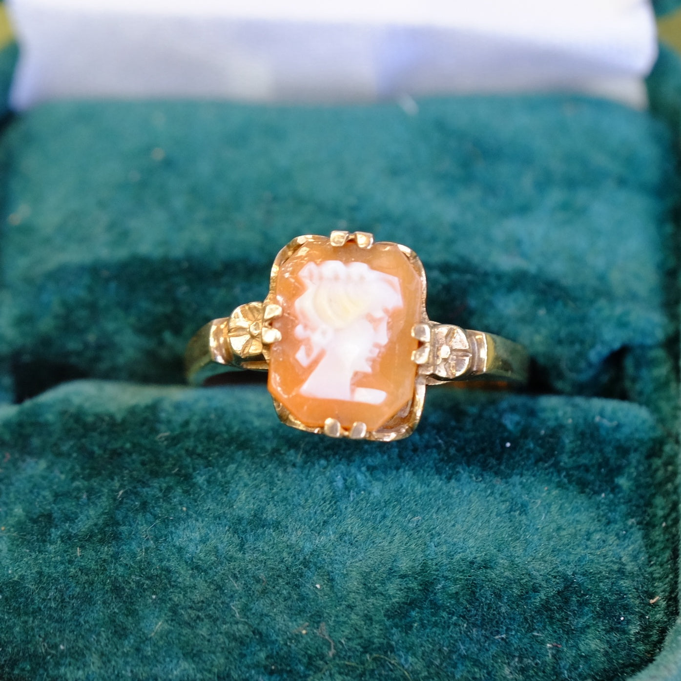 10K Small Cameo Ring