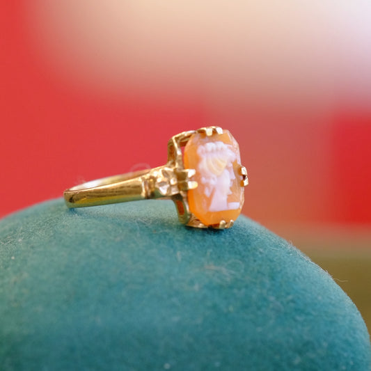 10K Small Cameo Ring