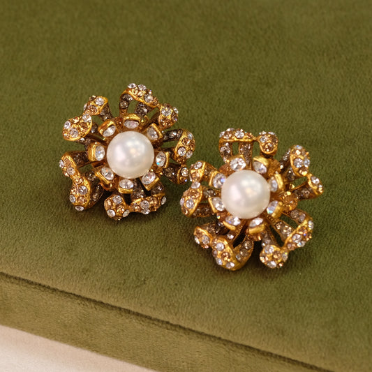 Vintage Barrera Dimensional Flower Clip on Earrings