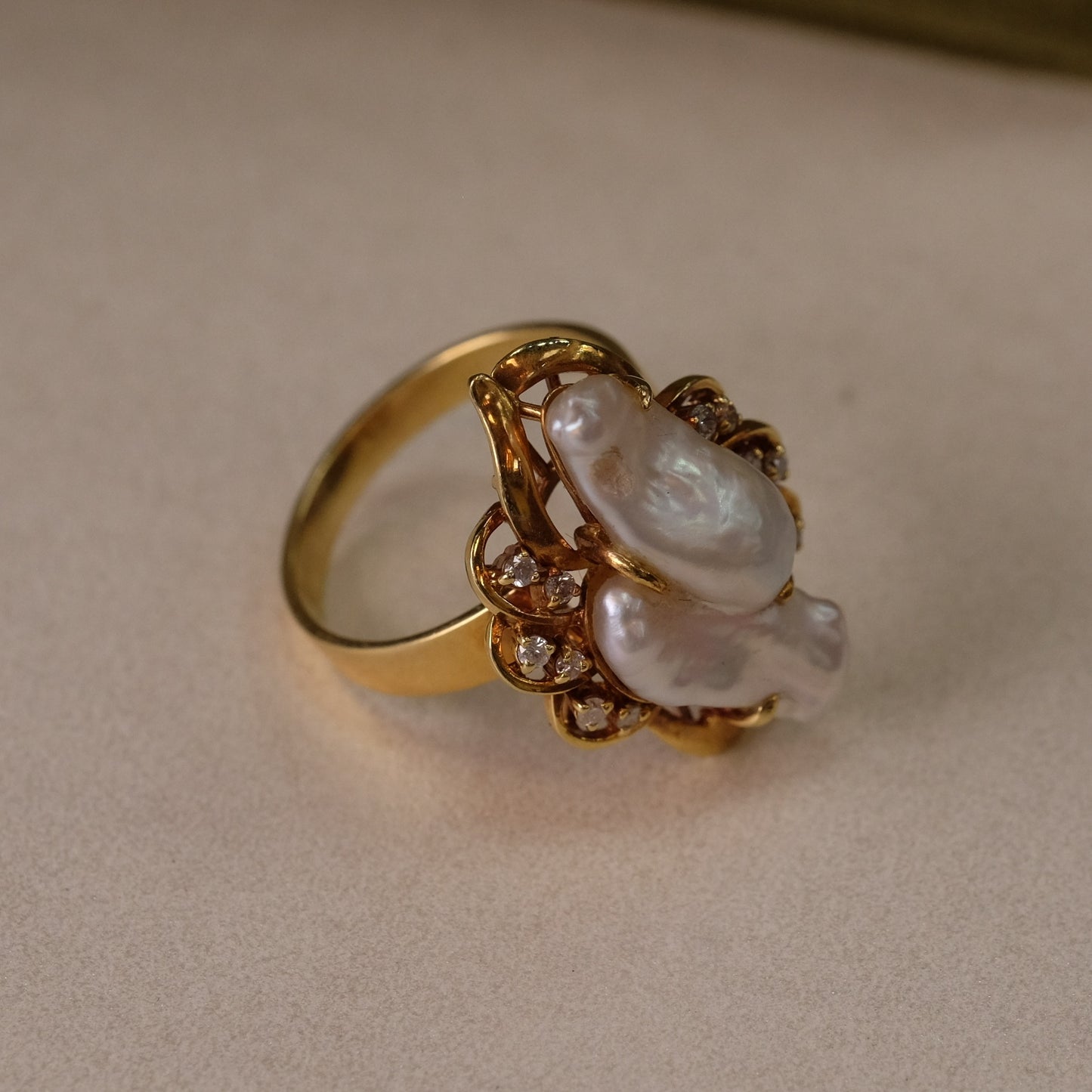14K Gold Diamonds and Baroque pearl Ring