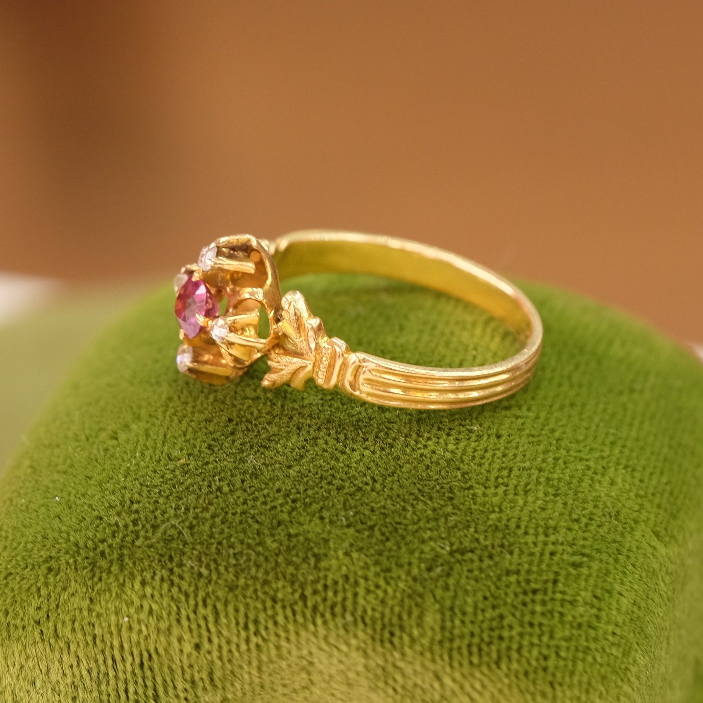 14k Gold Pink Sapphire Diamond Ring