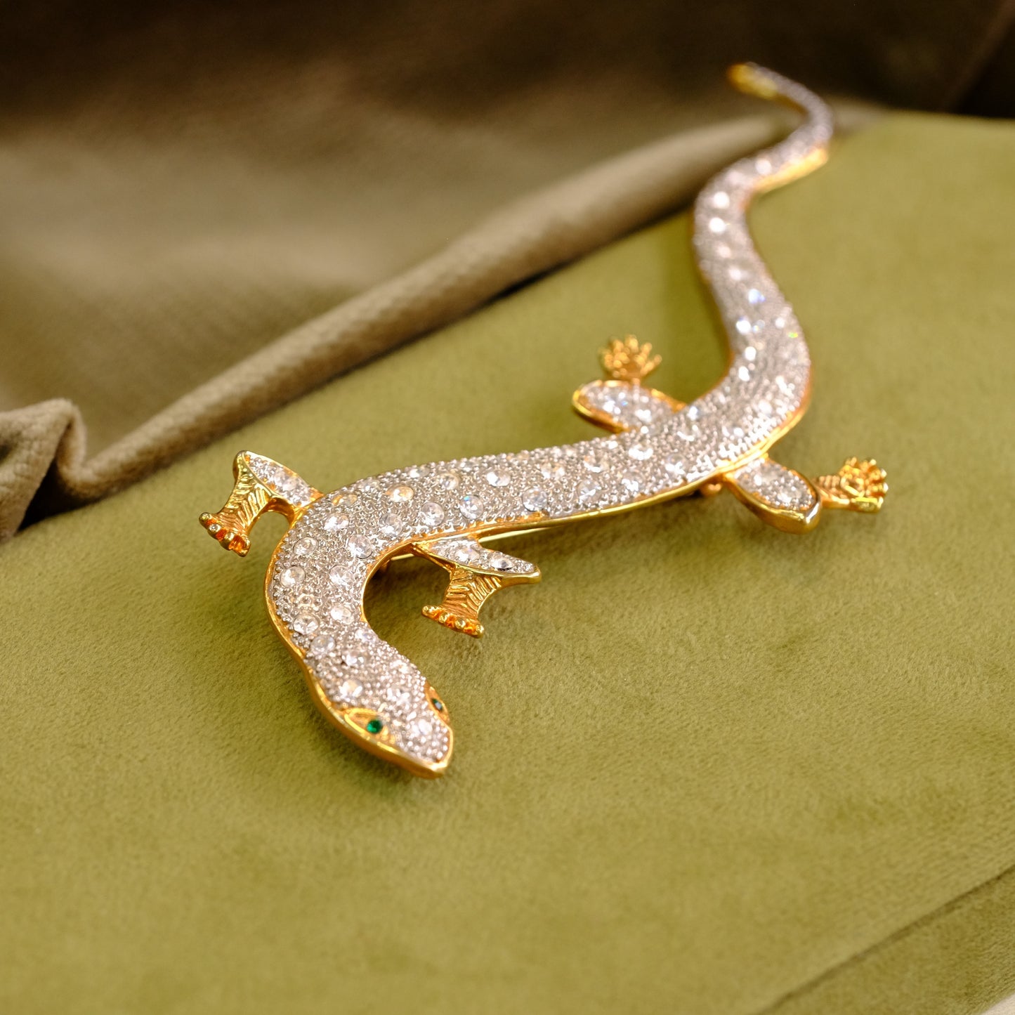 Large Salamander Brooch