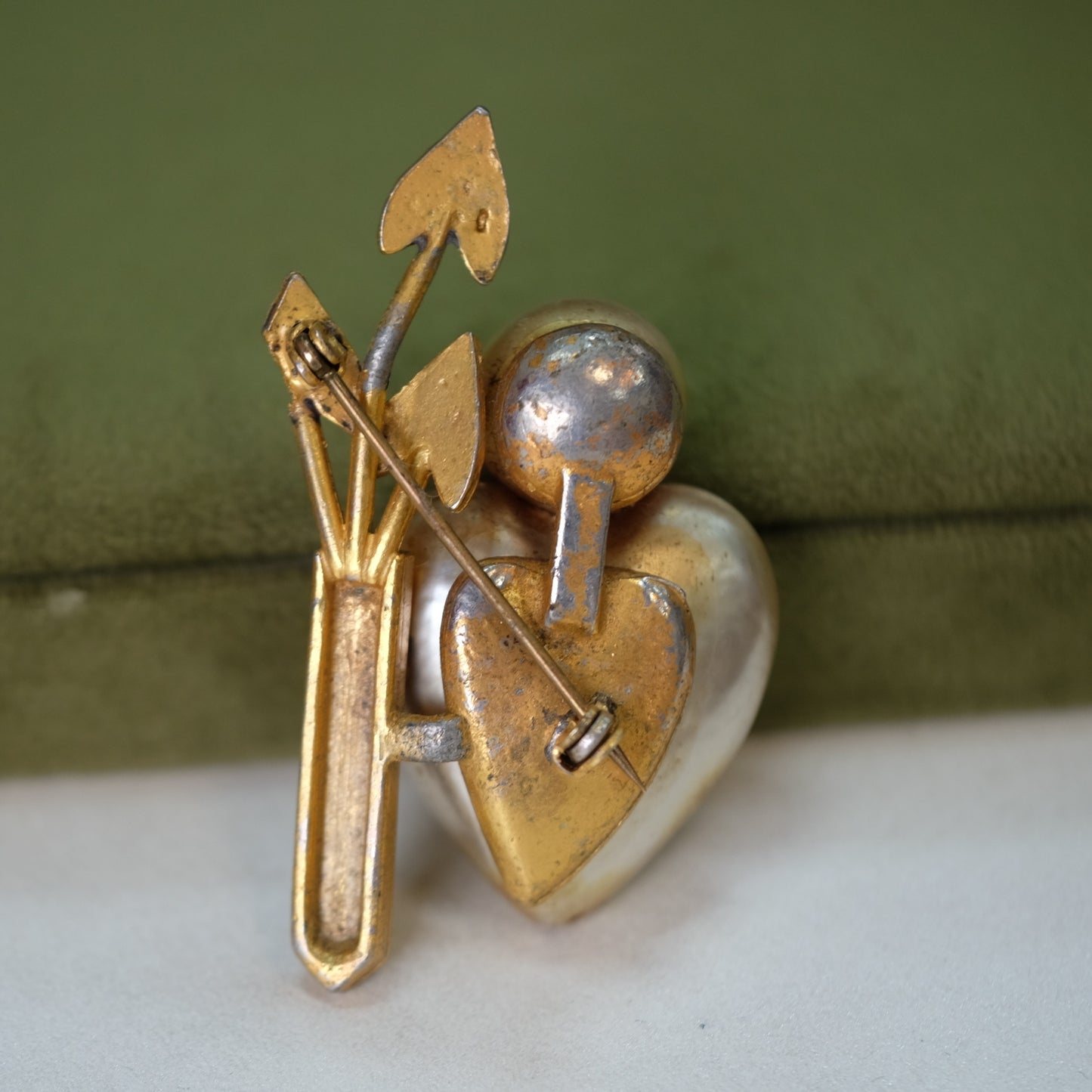 Early Alice in Wonderland Guard Brooch 1930s
