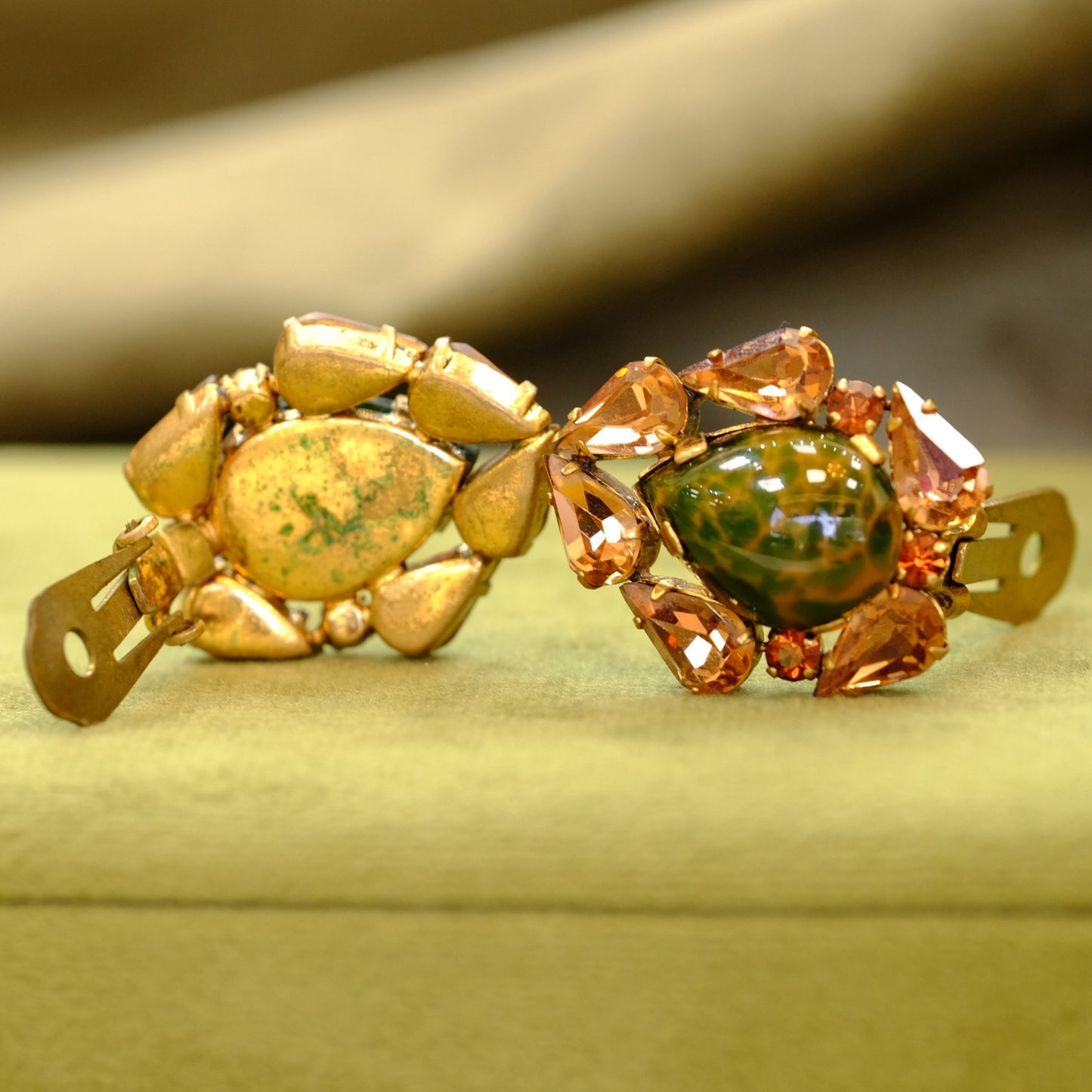Large Olive and Brown Brooch Earrings Set Austria 1950s