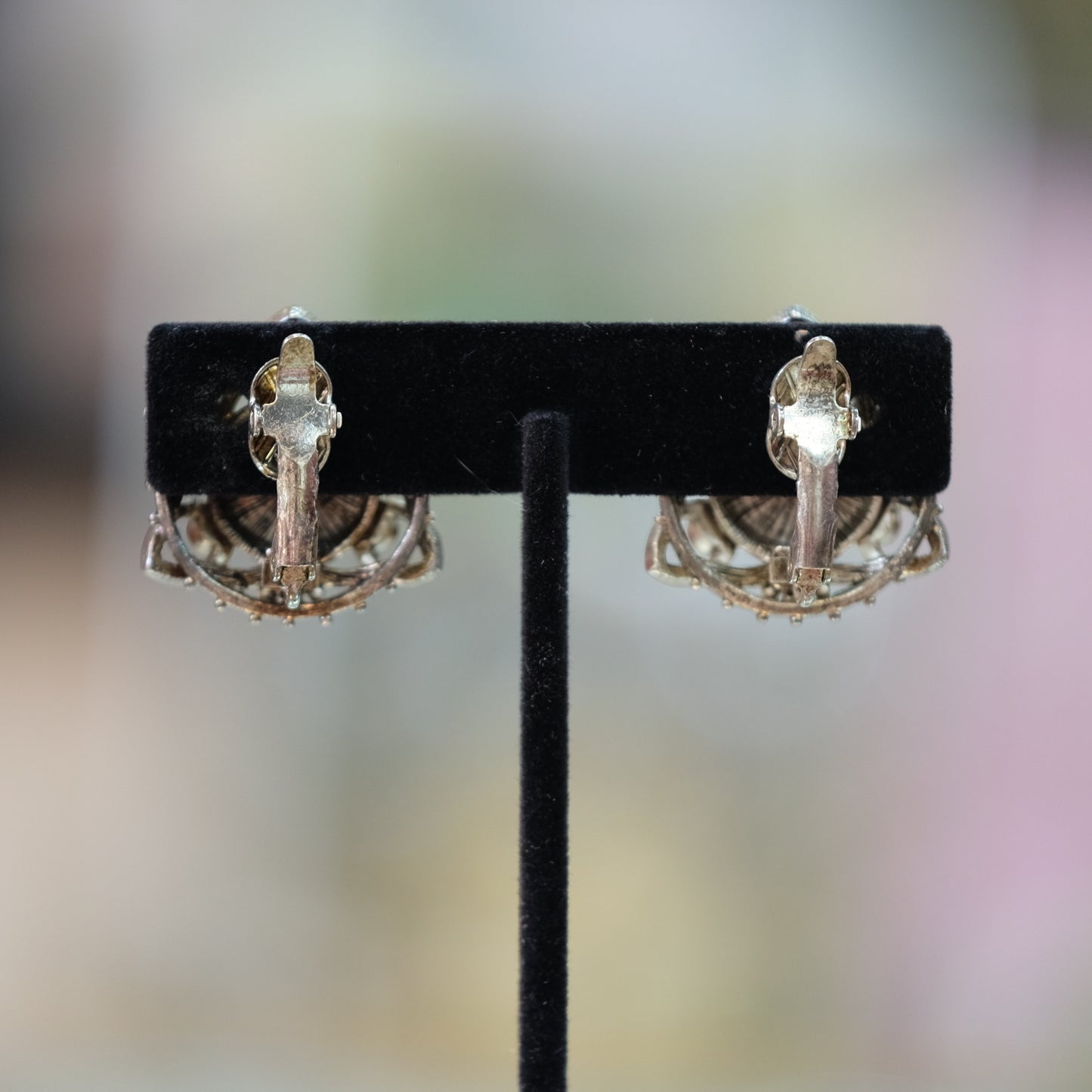 Vintage Faux Pearl Clip on Earrings 1980s