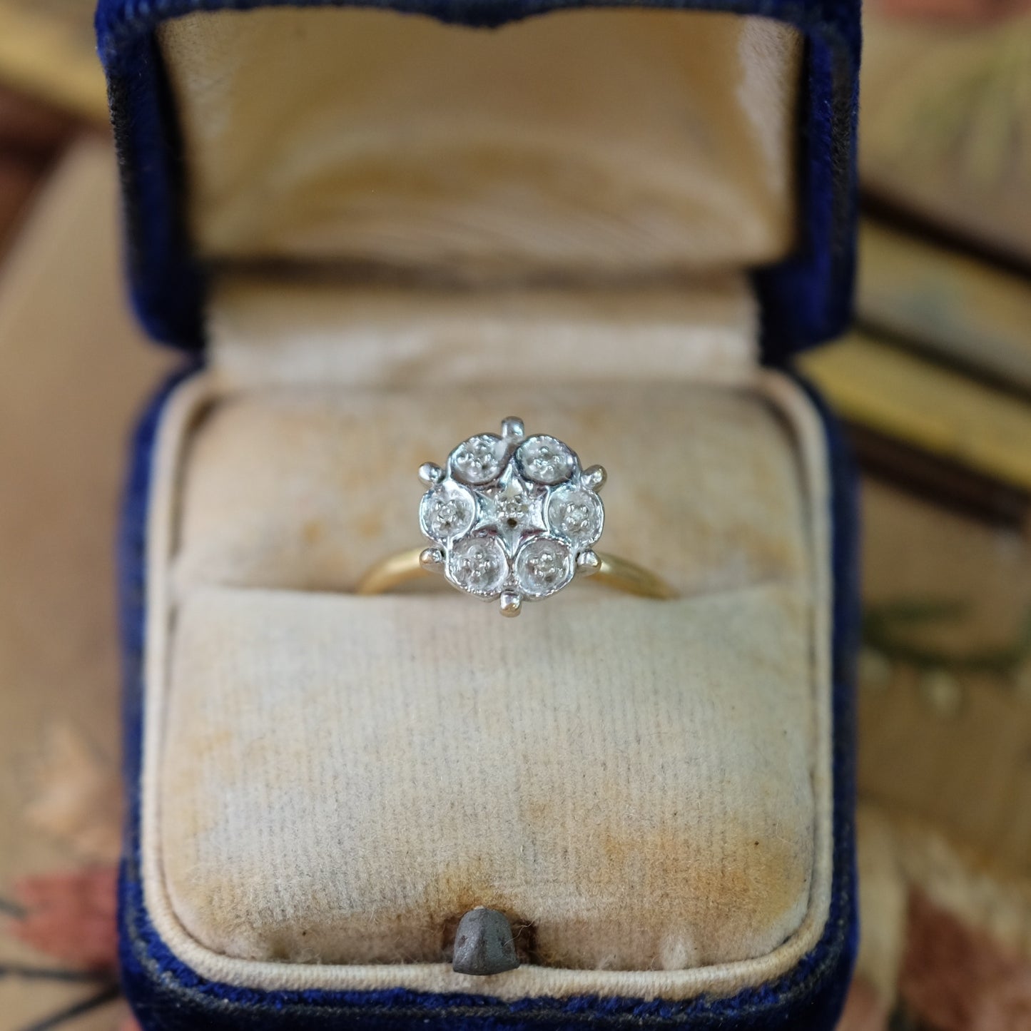 10K Yellow Gold Star Ring with Diamonds