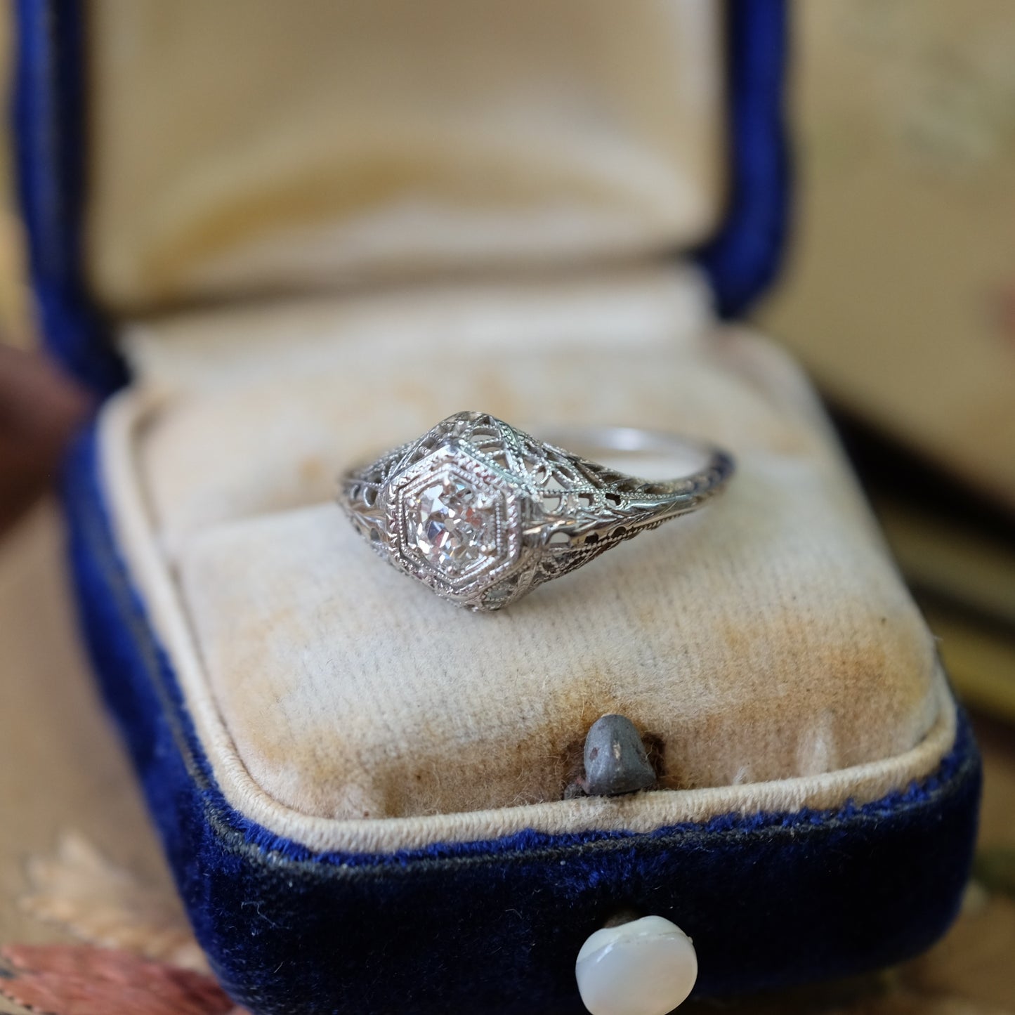 Antique 18K Gold Filigree Diamond Ring