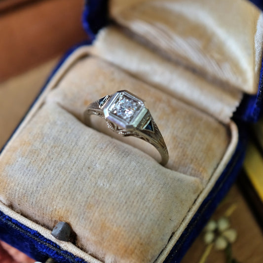 Antique 18K Gold Art Deco Diamond Sapphires Ring