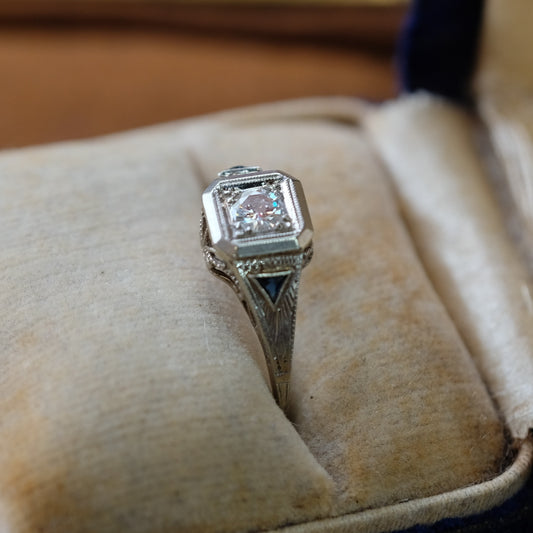 Antique 18K Gold Art Deco Diamond Sapphires Ring