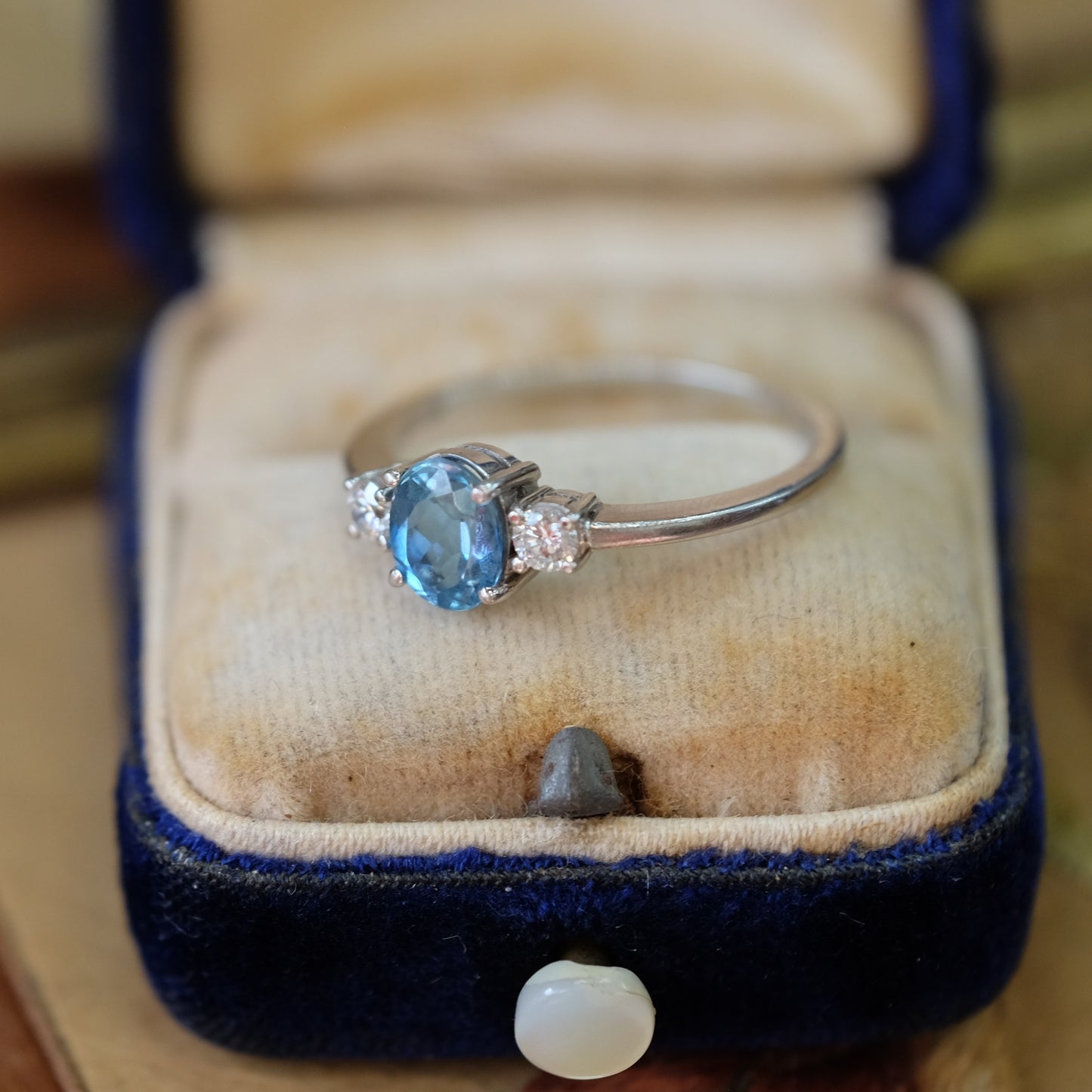 18K White Gold Aquamarine and Diamond Ring