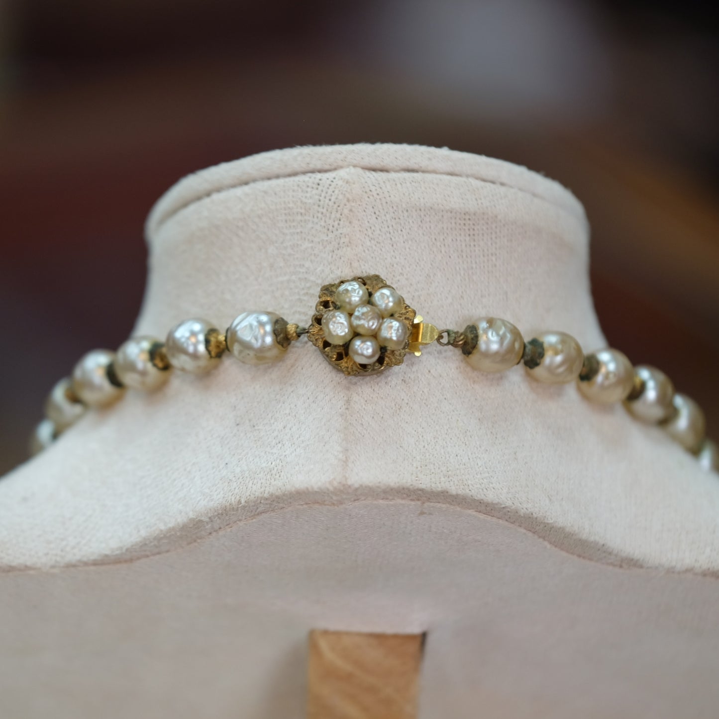 Miriam Haskell Graduated Pearls Faux Baroque Necklace 1950s