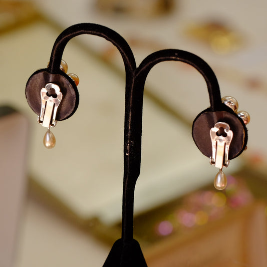 Vintage Pearl Drop Earrings 1970s