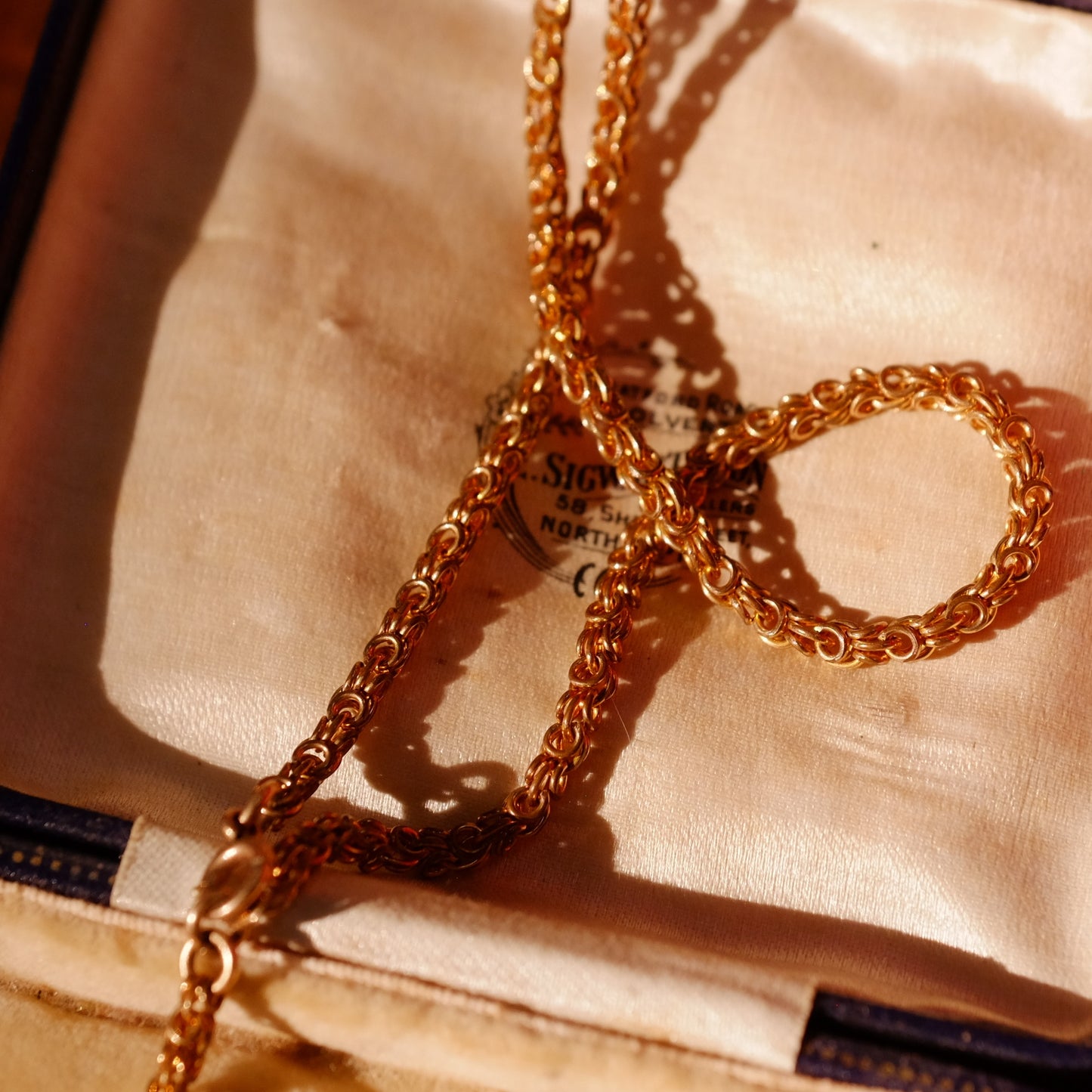 Victorian Garnet Pendant Necklace 1890s