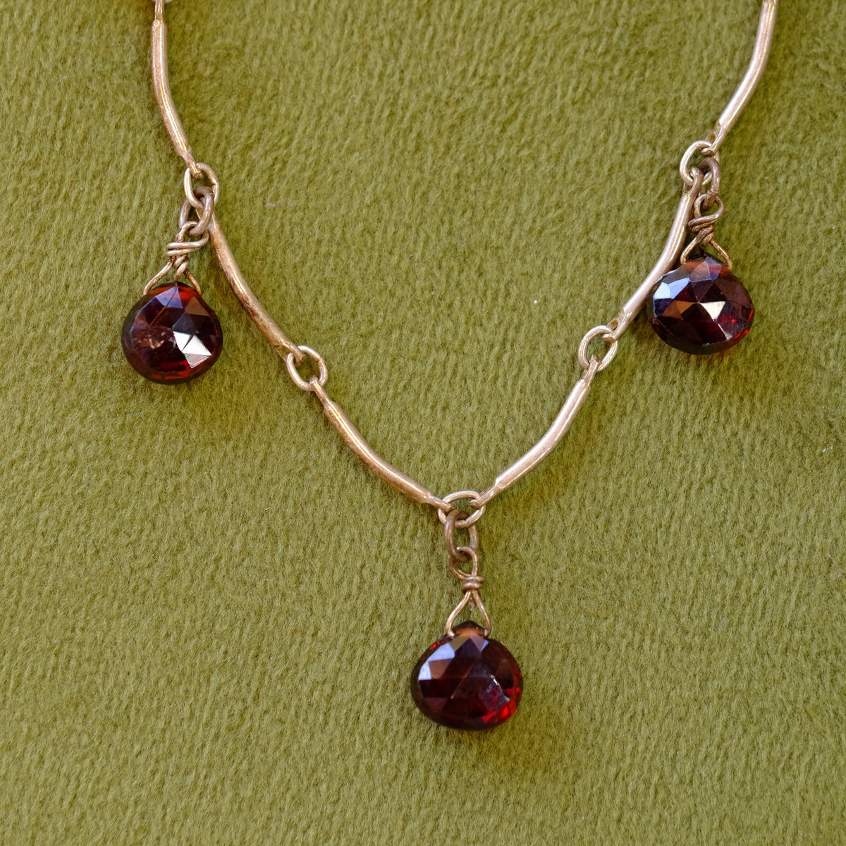 Silver Garnet Dangle Necklace