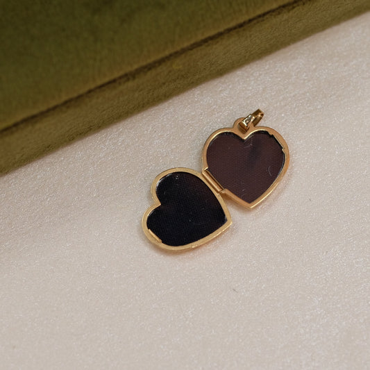 Vintage 14k Gold Heart Locket