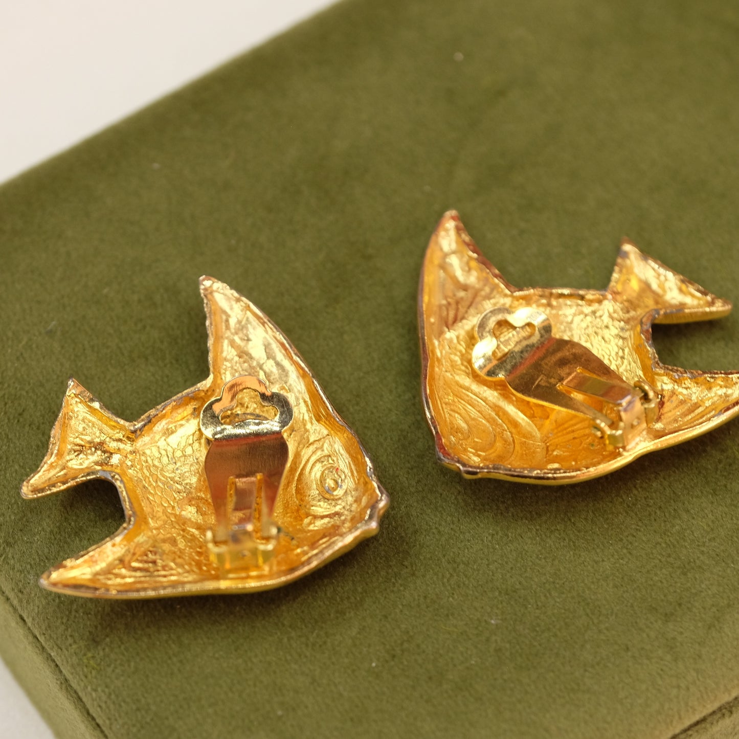 Vintage Les Bernard Designer Fish Clip on earrings 1980s