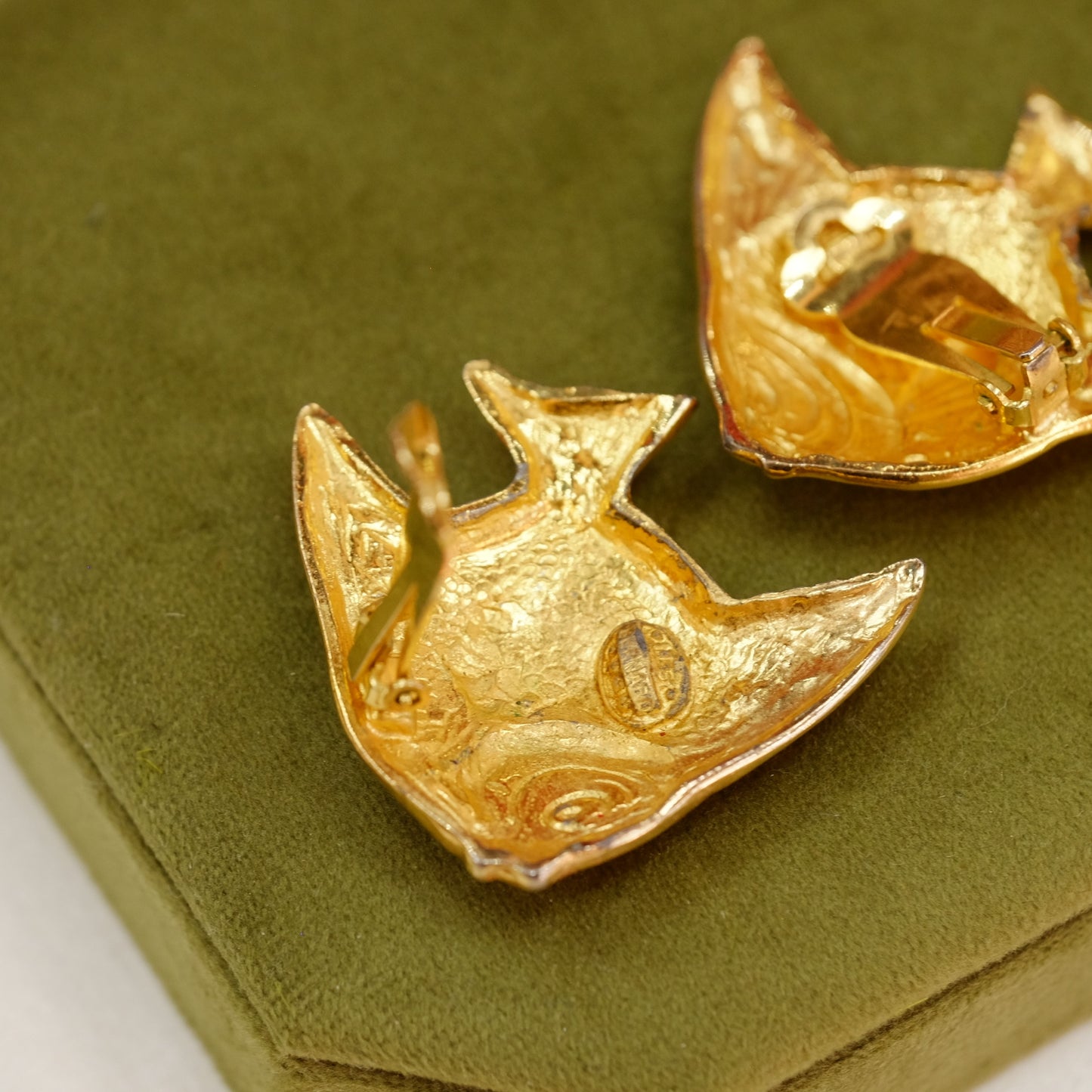 Vintage Les Bernard Designer Fish Clip on earrings 1980s