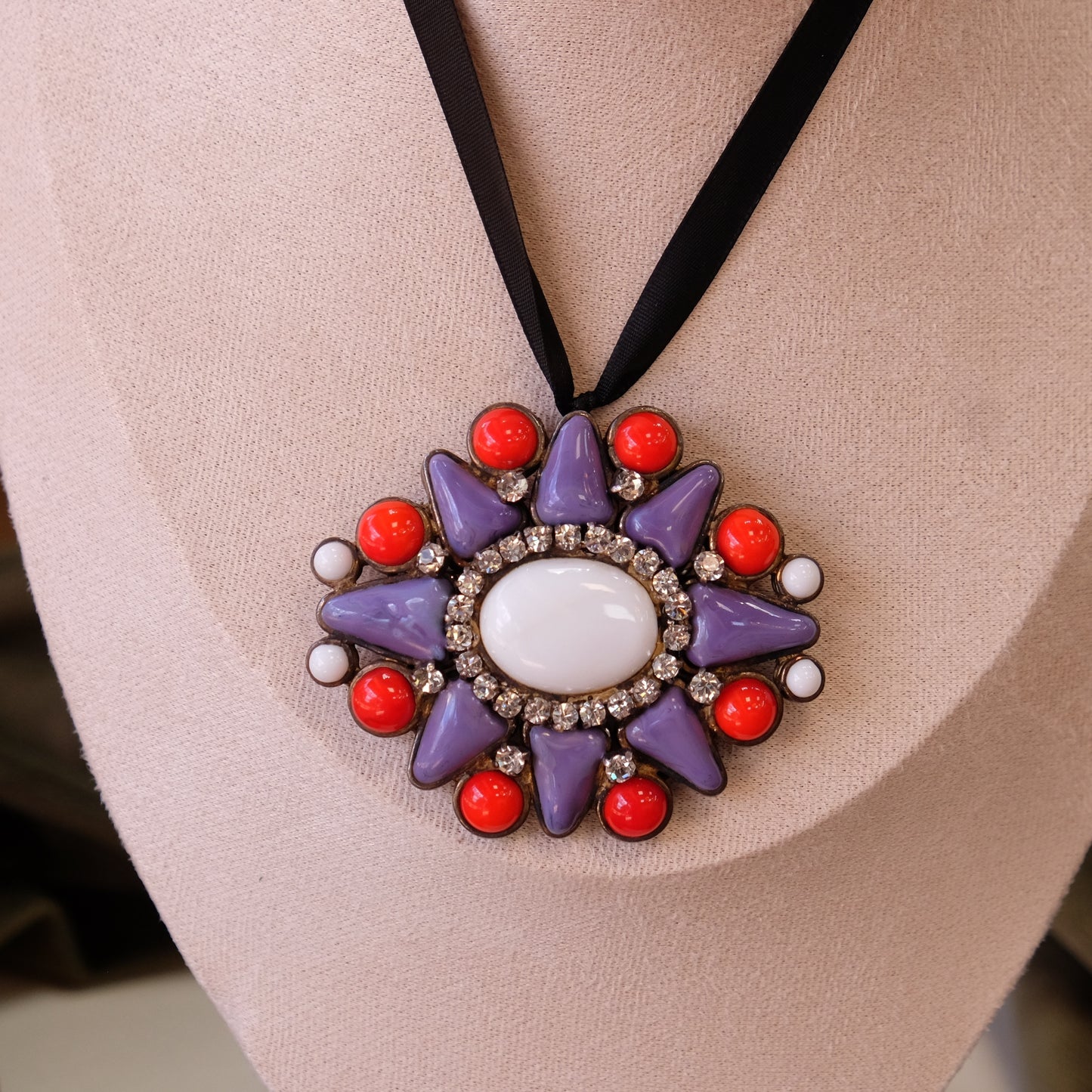 Chanel 1996 Purple Gripoix Brooch and Pendant