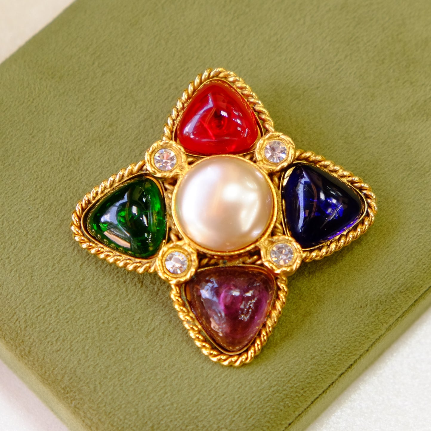 Vintage Chanel Gripoix Brooch with original box 1990s