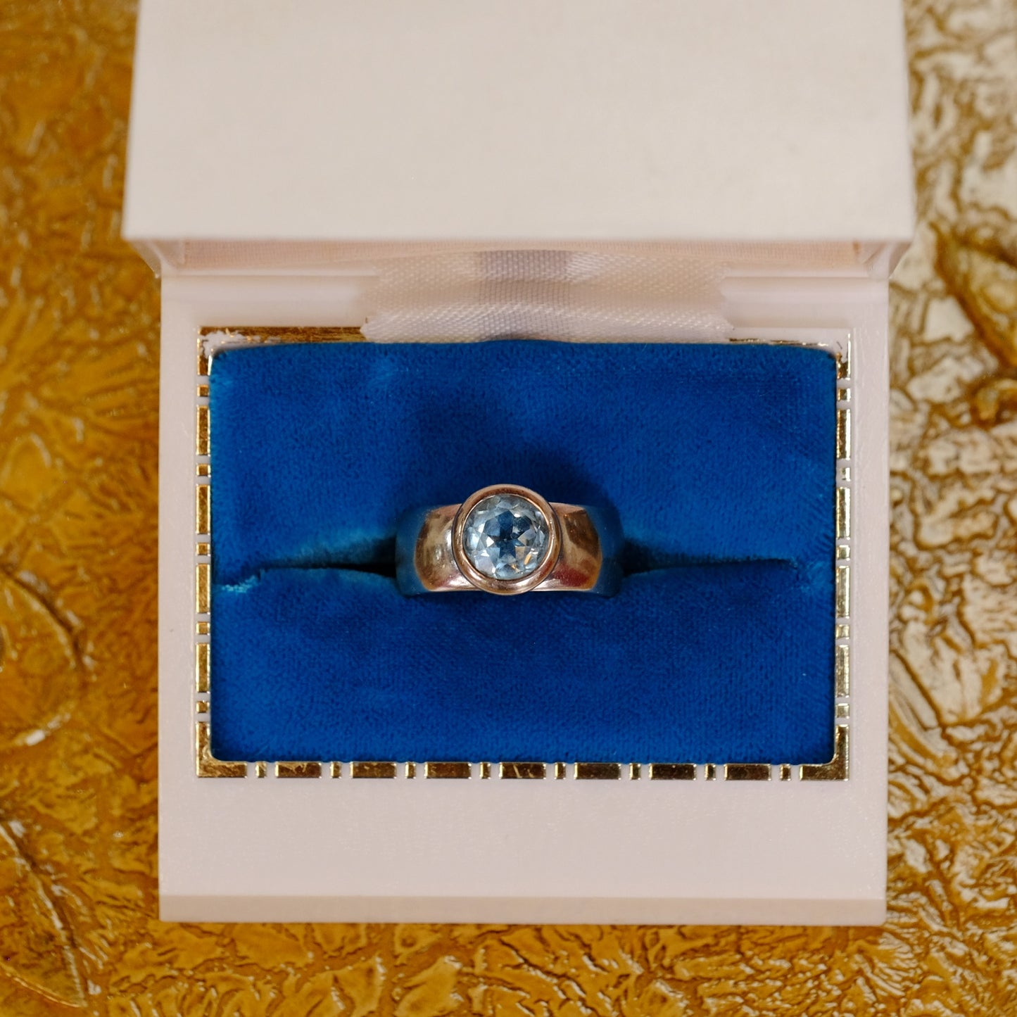 Vintage Topaz Round Ring