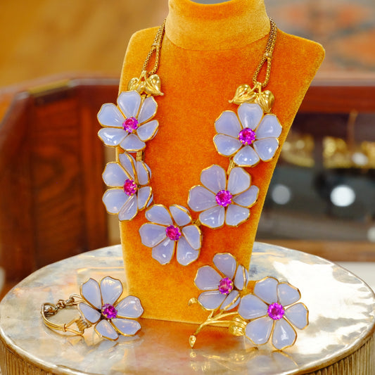 Collectible Trifari Parure Necklace, Dress Clip and Bracelet 1930s