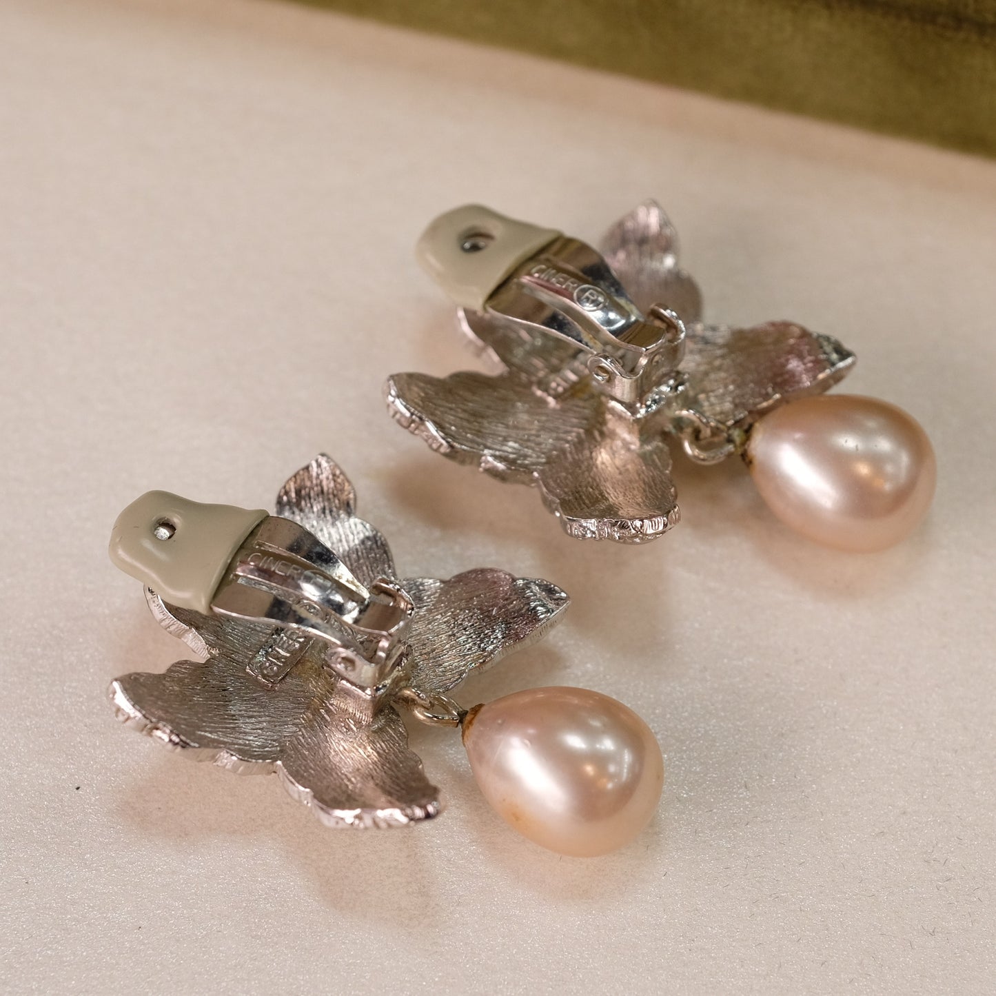 Ciner Starfish and Rhinestone Dangle Clip on Earrings