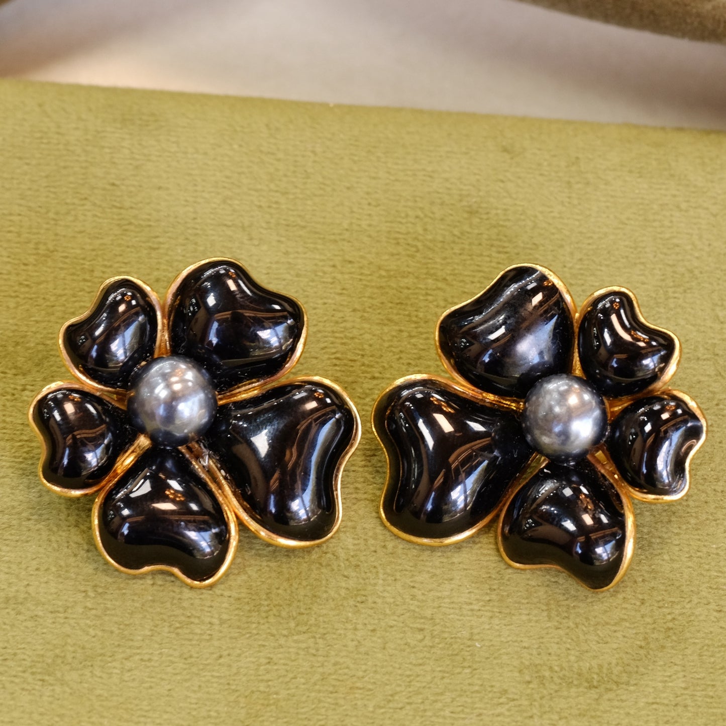 Gripoix Paris Black Flower Clip-Ons