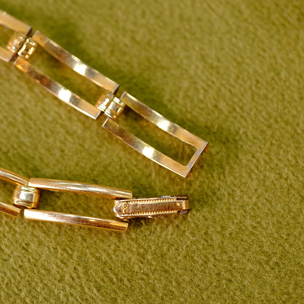 Art Deco Green Crystal Bracelet 1930s