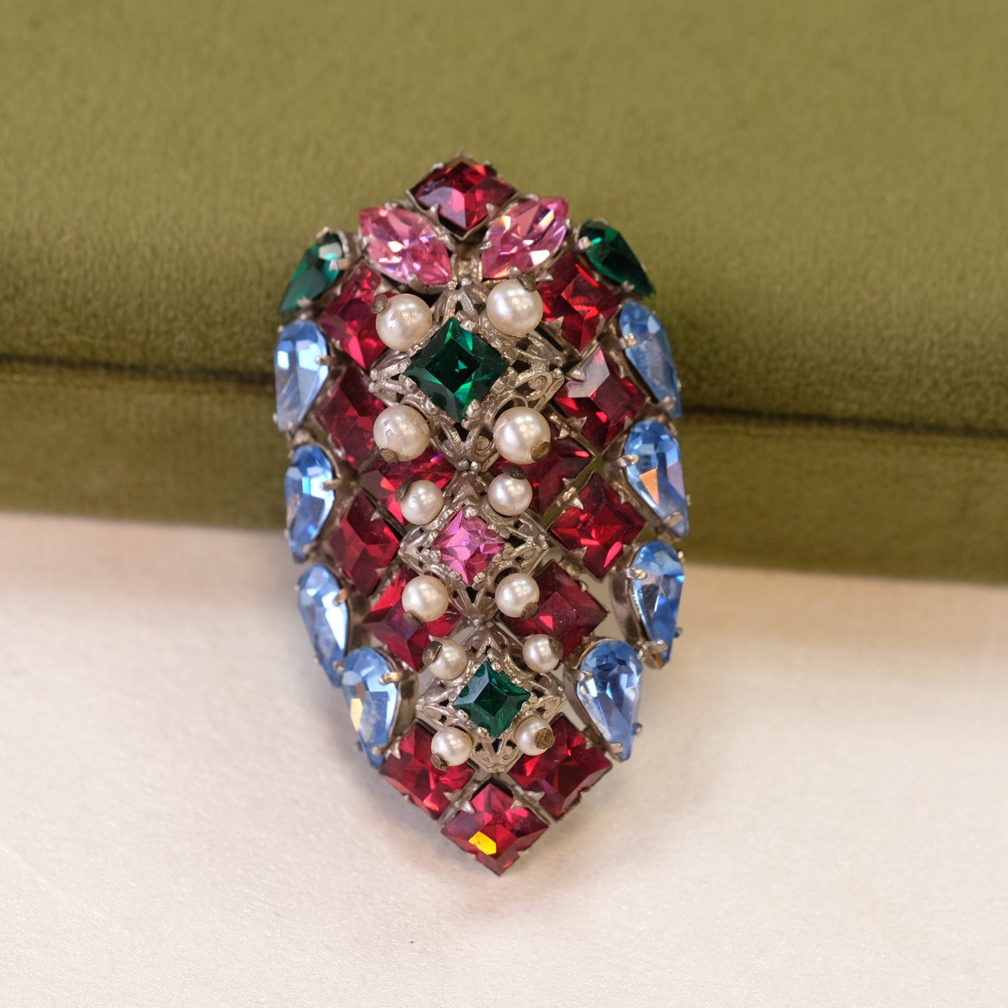 Roger Jean Pierre Jewel Tone Dress Clip 1950s