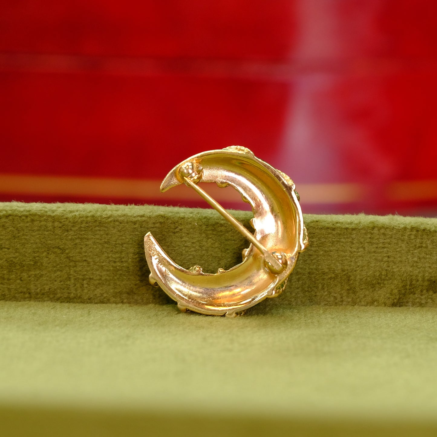 Vintage Trifari Green Enamel Crescent 1960s