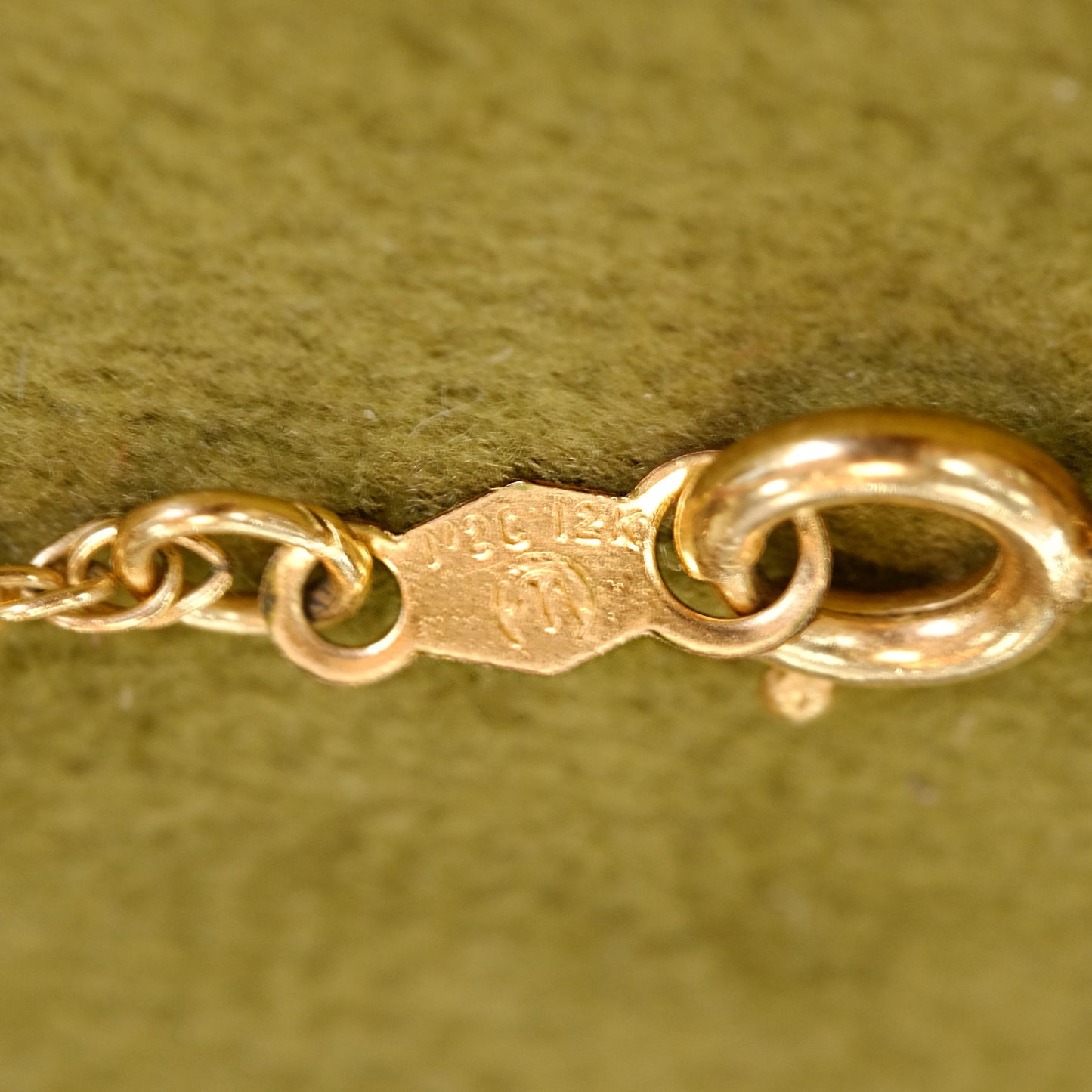 12k Gold Filled Round Locket Necklace