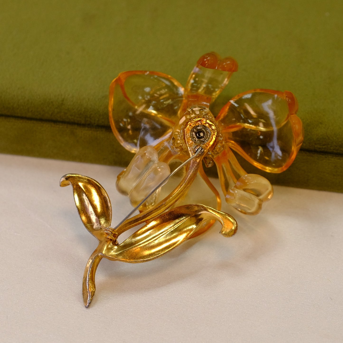 Vintage Celluloid Flower Brooch 1940s
