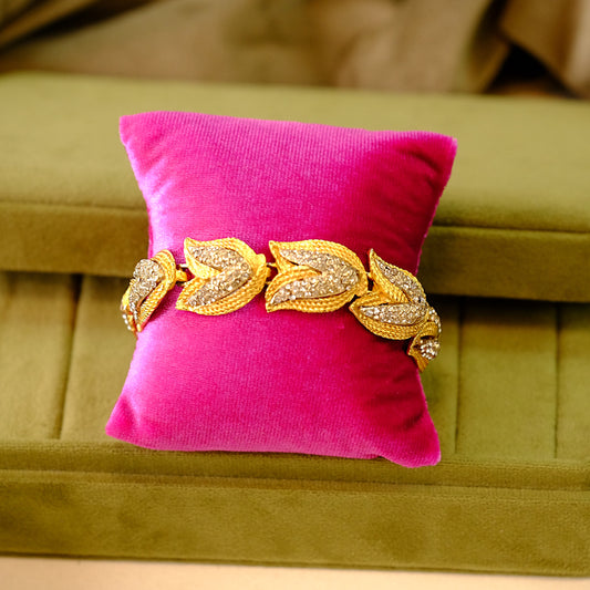 Vintage Tulip Shaped Gold-tone bracelet 1960s
