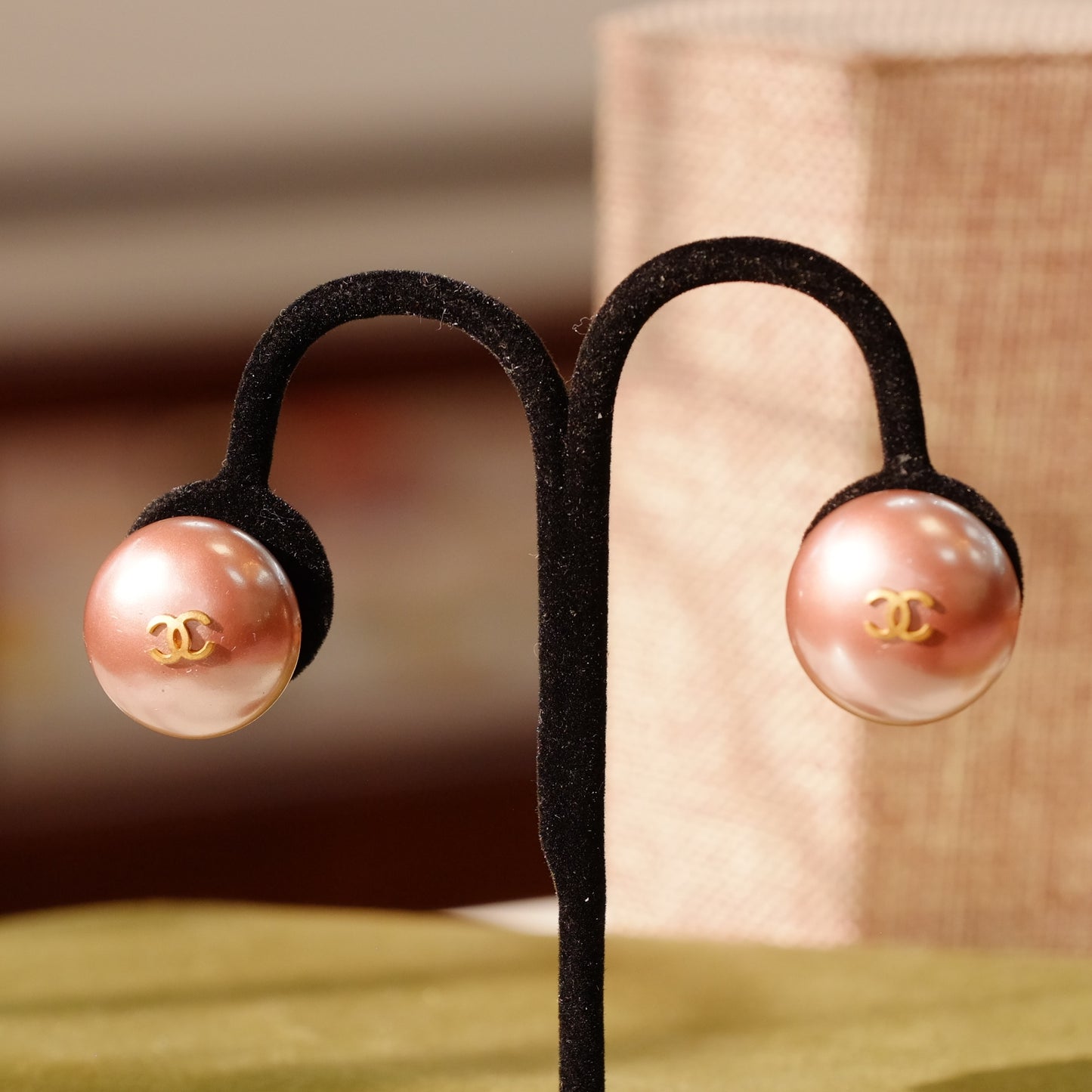 Vintage Chanel Logo Grey Pearl Clip on Earrings 1990s