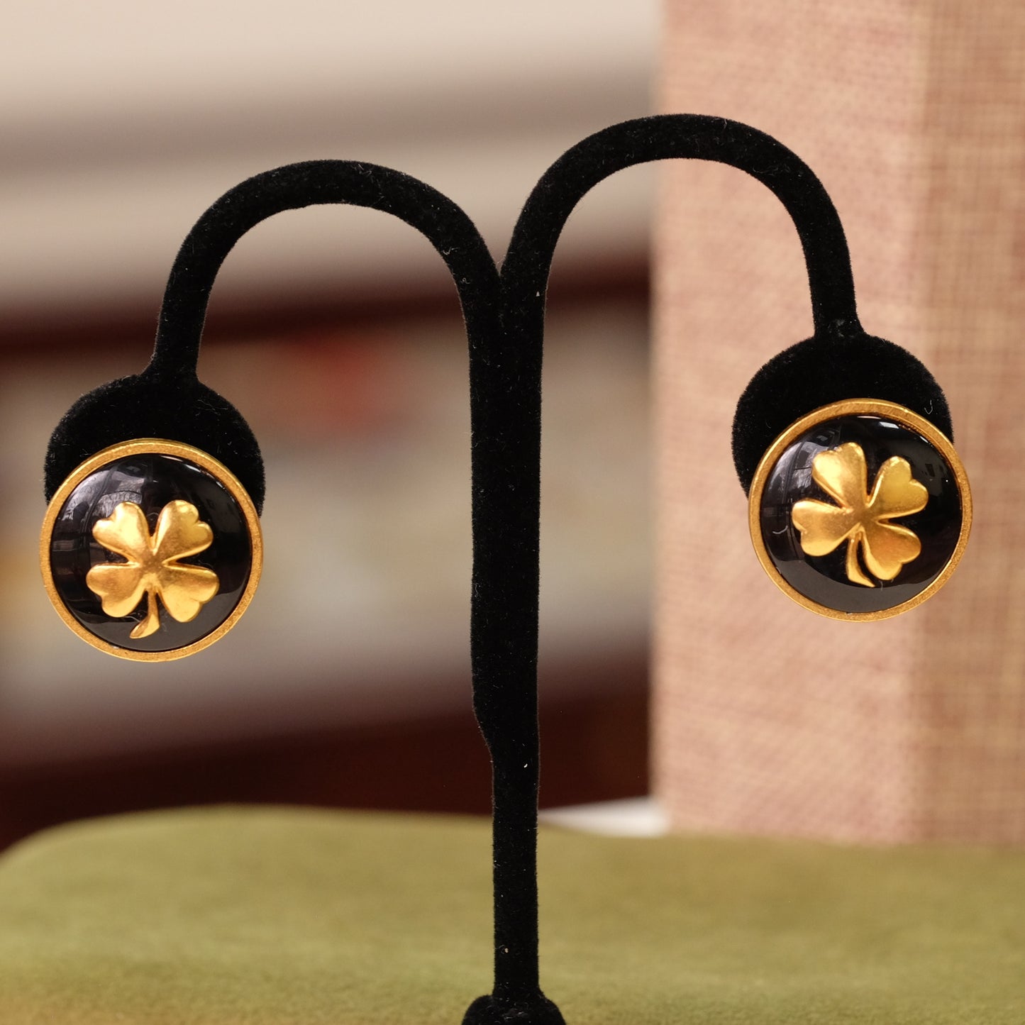 Vintage Chanel Clover Clip on Earrings 1990s