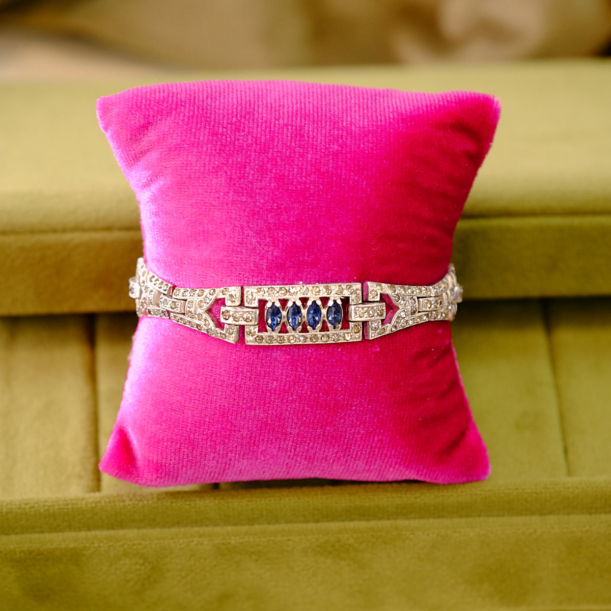 1940 Rhodium Saph Bracelet