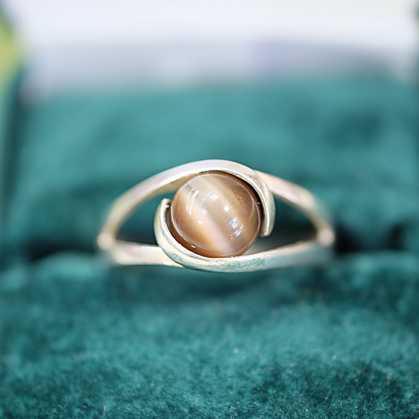 Silver Cats Eye Sphere Ring