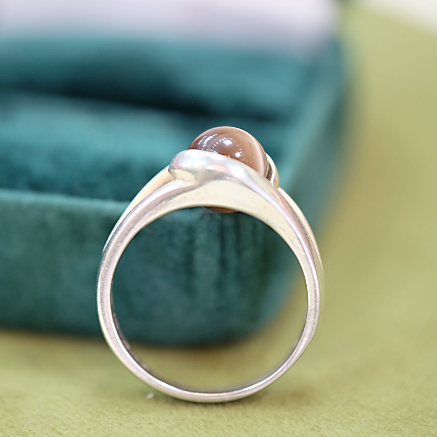 Silver Cats Eye Sphere Ring