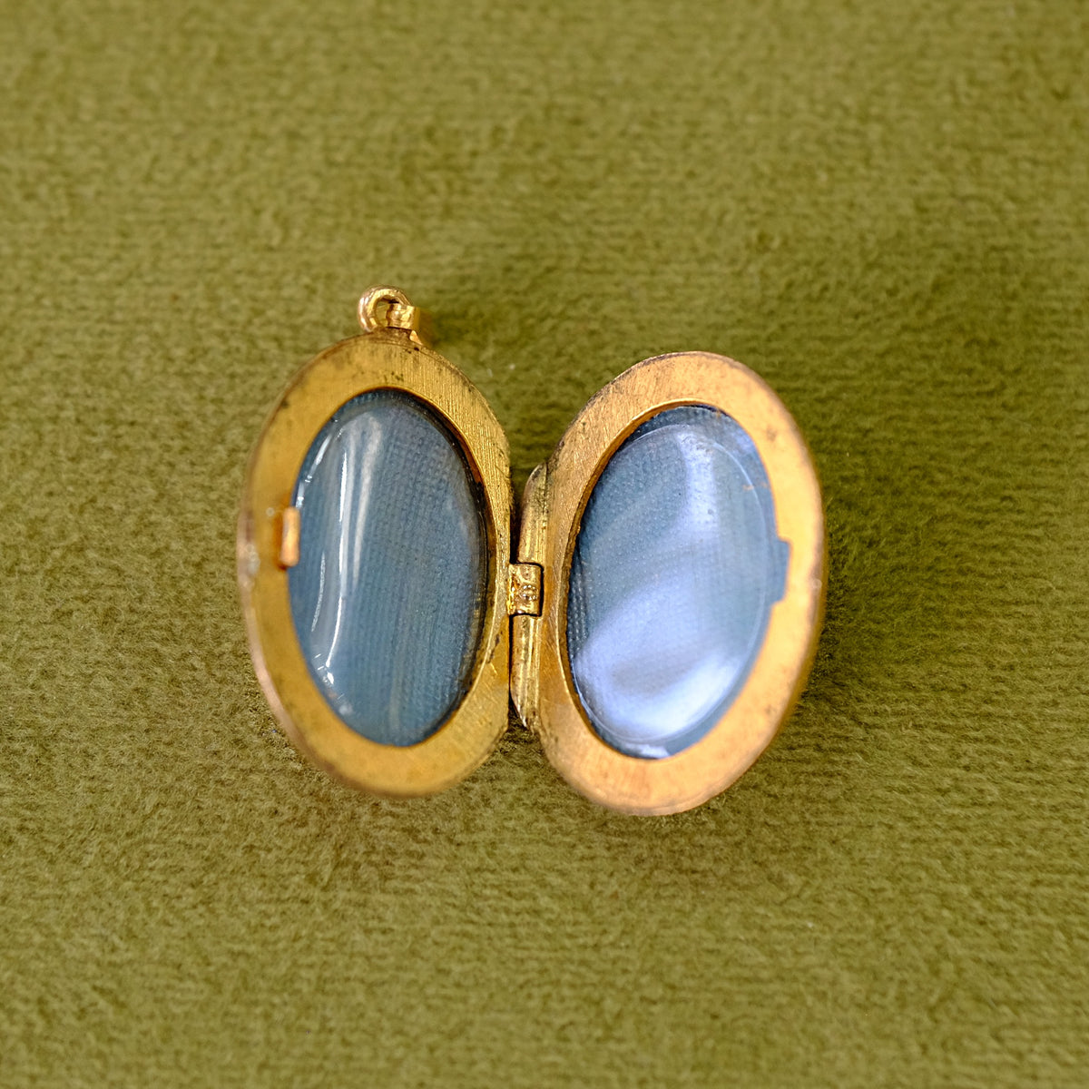 Vintage Oval Gold-Filled Locket