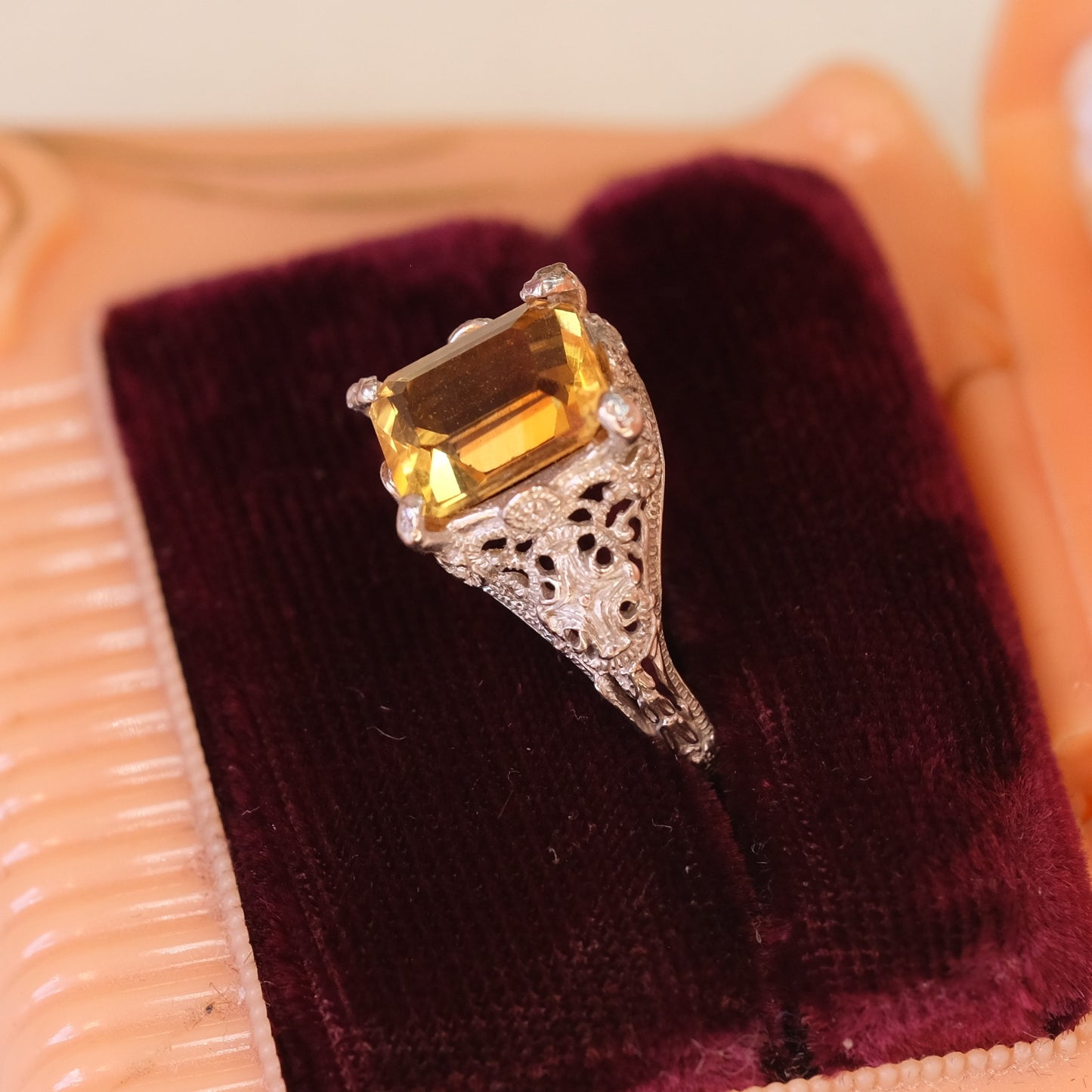 14K Gold Citrine and Filigree Ring