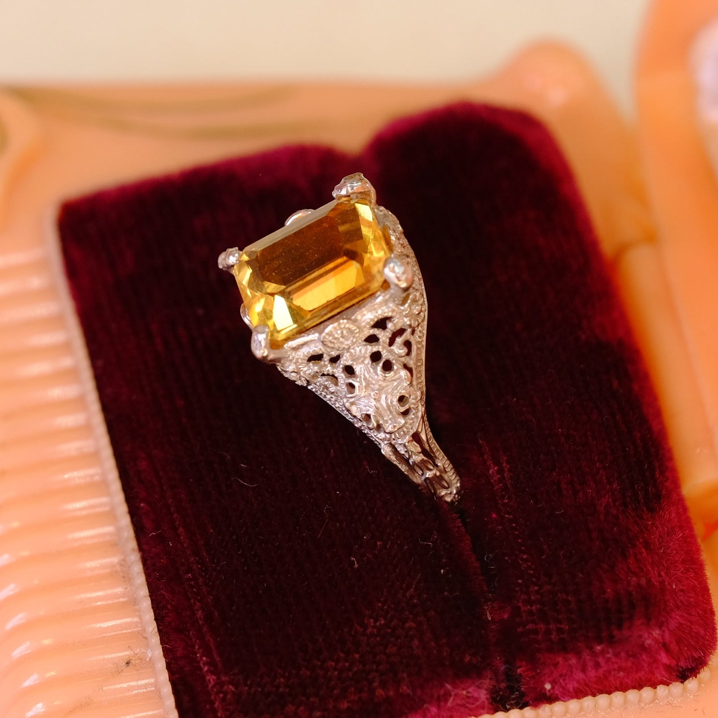 14K Gold Citrine and Filigree Ring