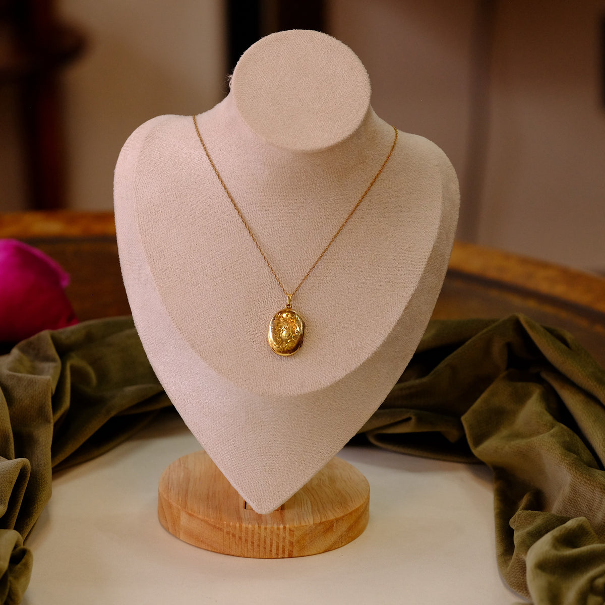 Vintage Oval Gold-Filled Locket