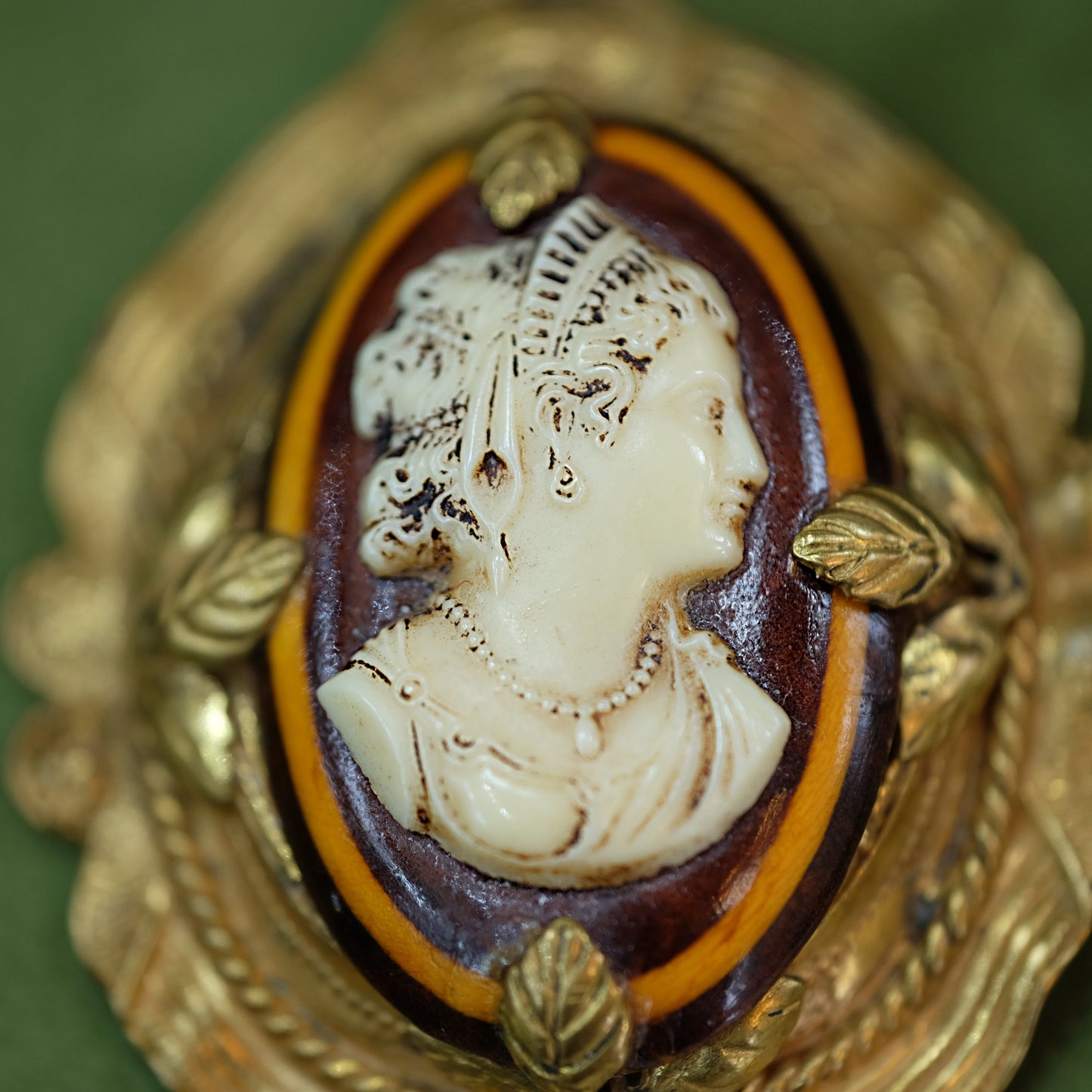 Large Victorian Costume Cameo Brooch